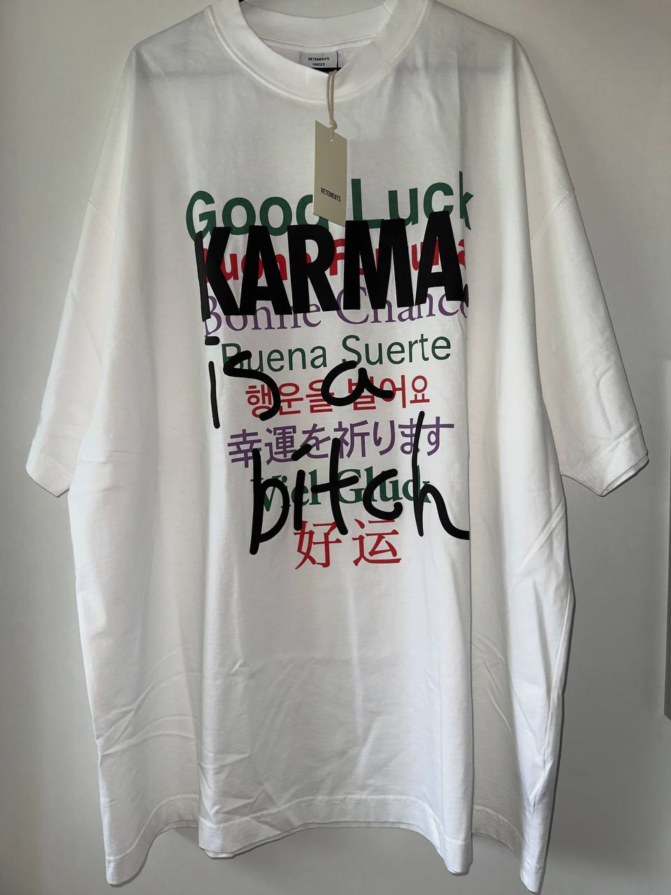 VETEMENTS GVASALIA