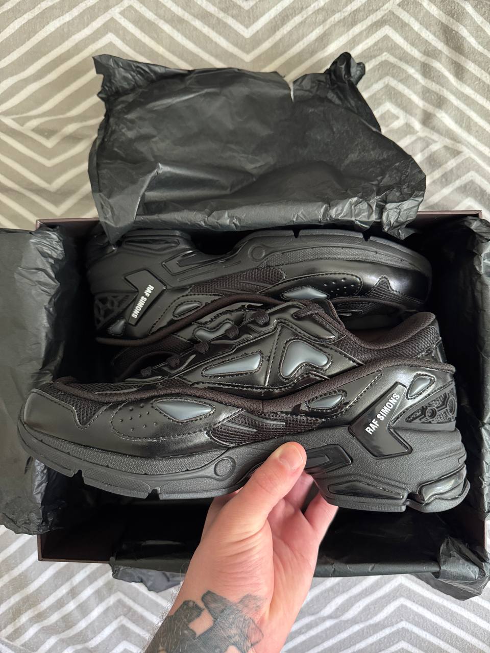 RAF SIMONS PHARAXUS BLACK/BLUE