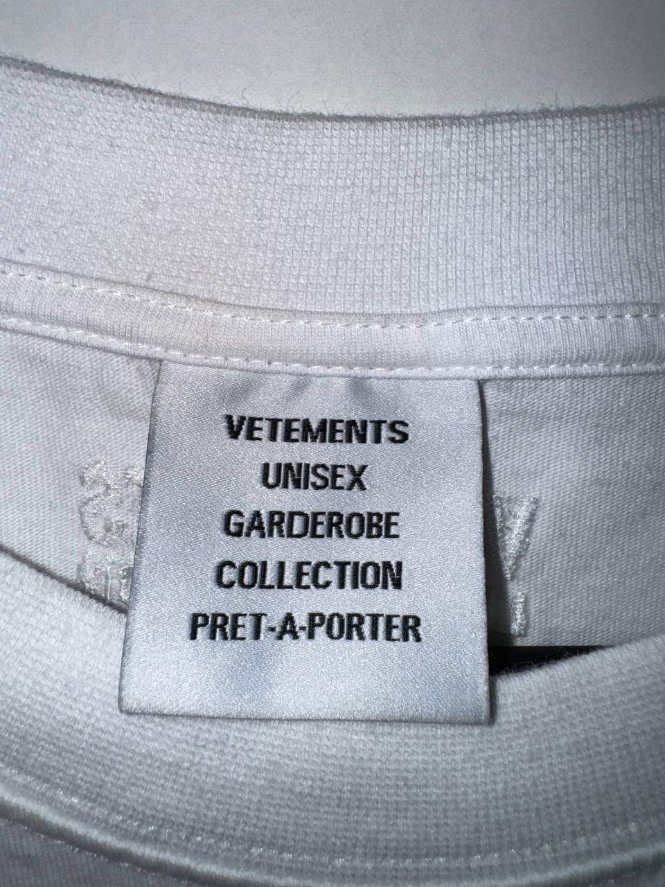 VETEMENTS BULLSHIRT