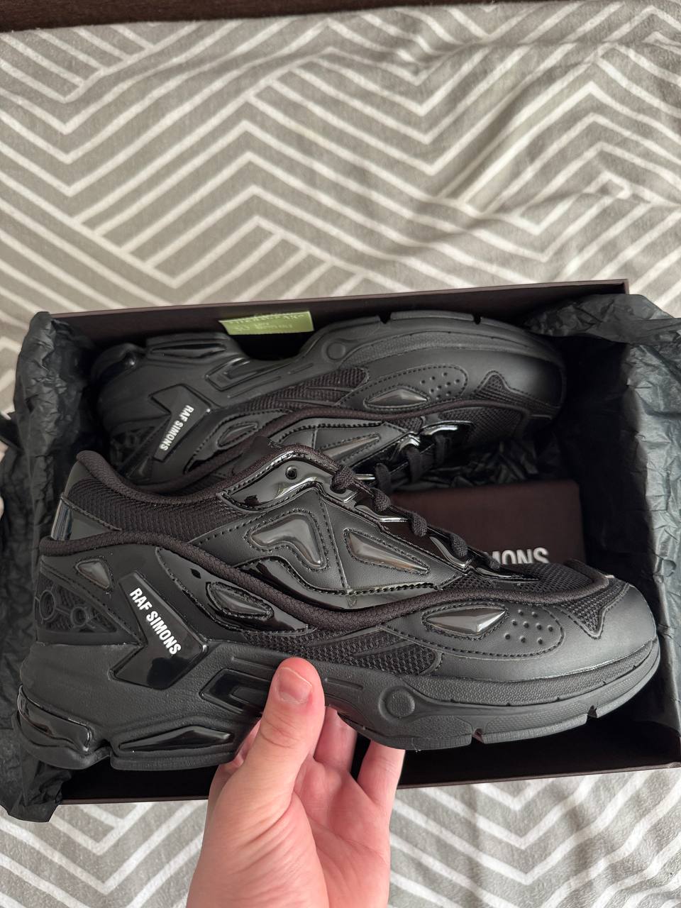 RAF SIMONS PHARAXUS BLACK