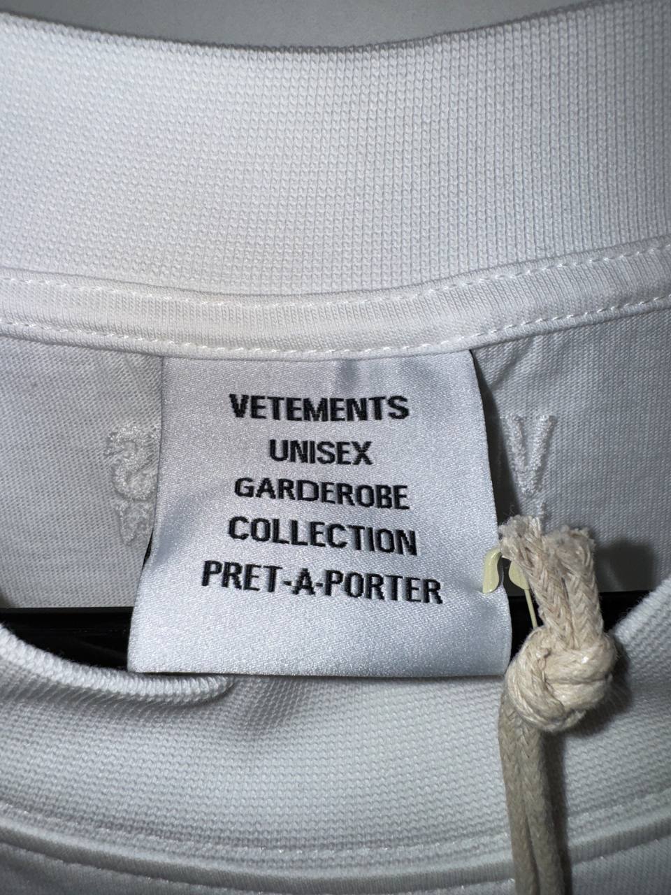 VETEMENTS GVASALIA