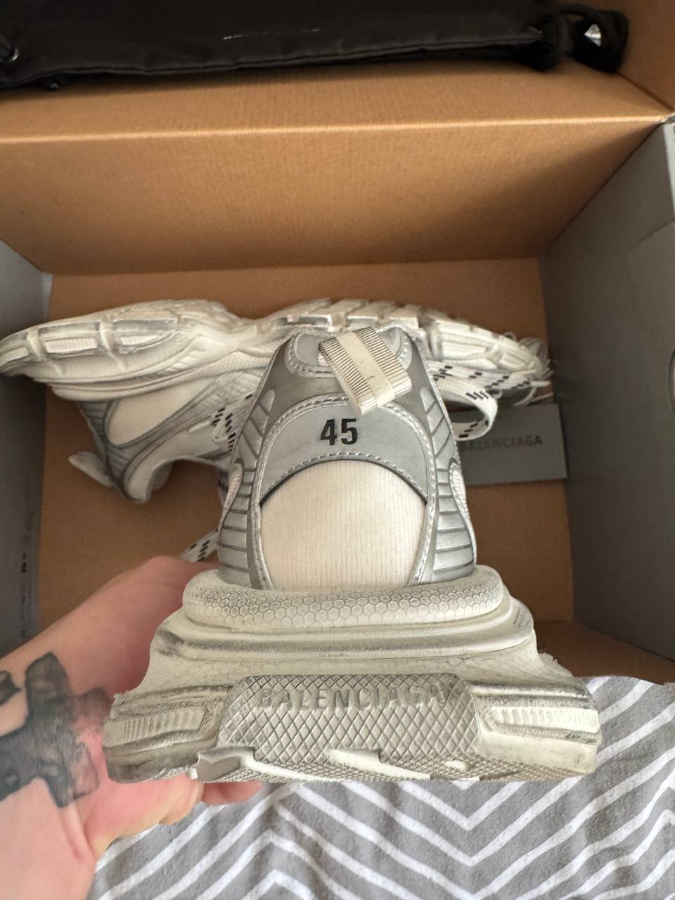 BALENCIAGA 3XL SILVER/WHITE