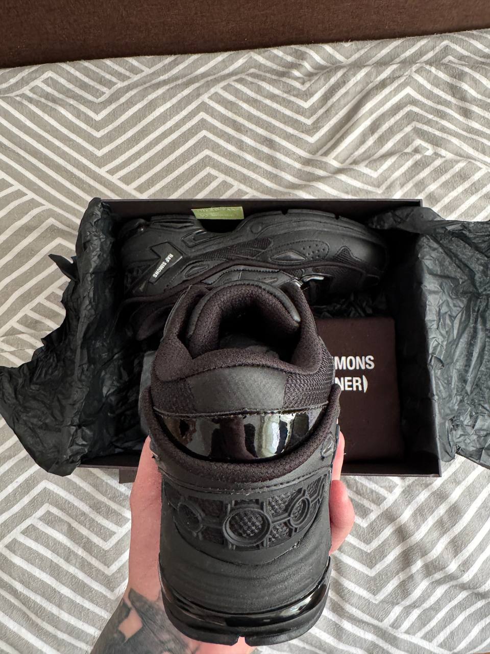 RAF SIMONS PHARAXUS BLACK
