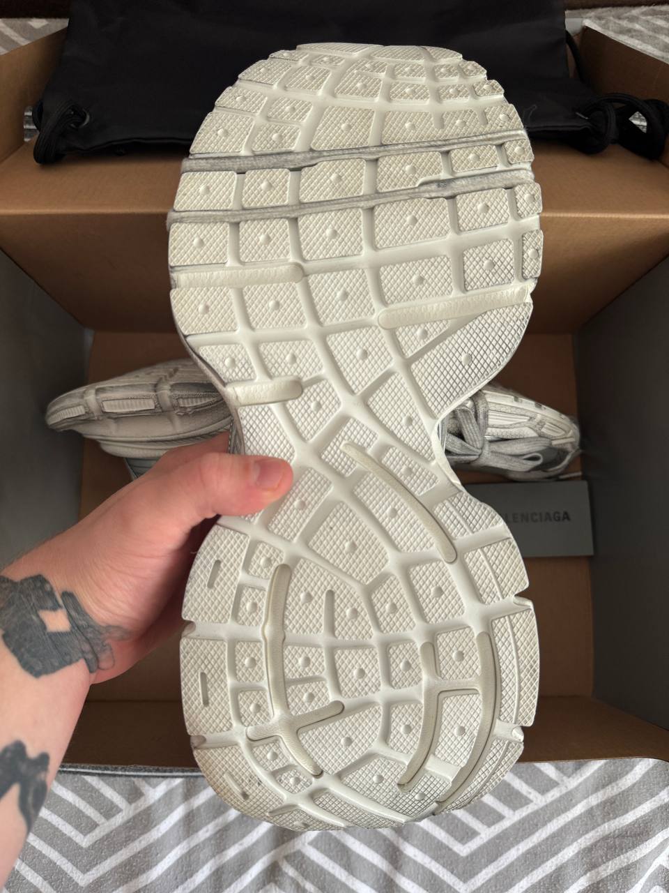 BALENCIAGA 3XL SILVER/WHITE