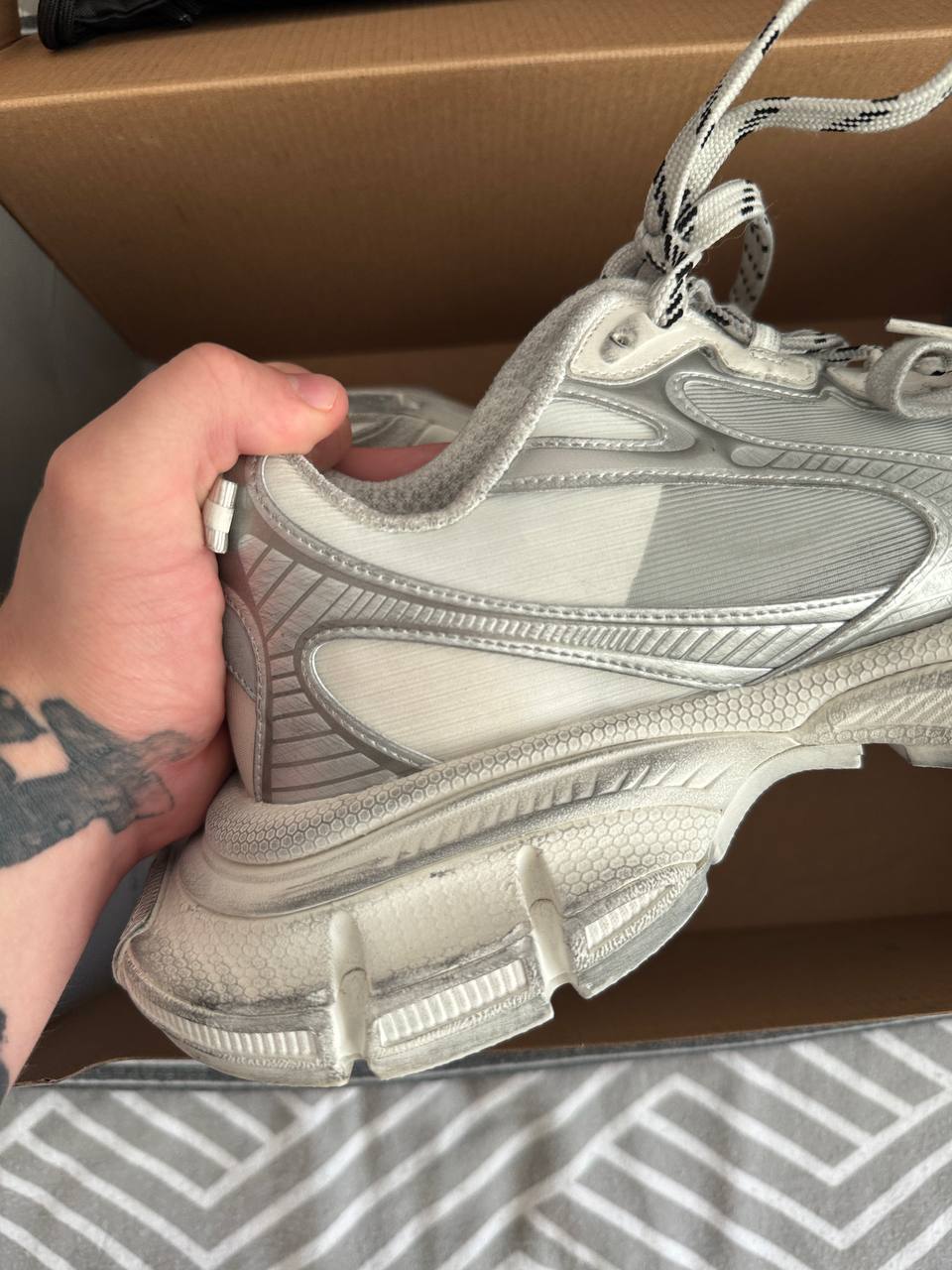 BALENCIAGA 3XL SILVER/WHITE
